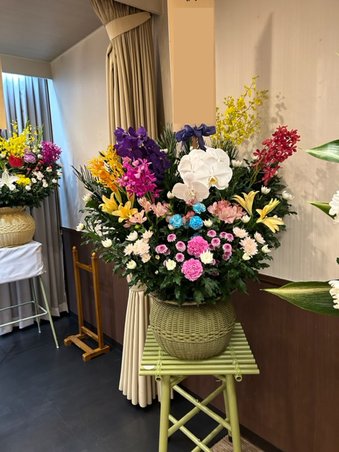 生花ダルマ篭盛花